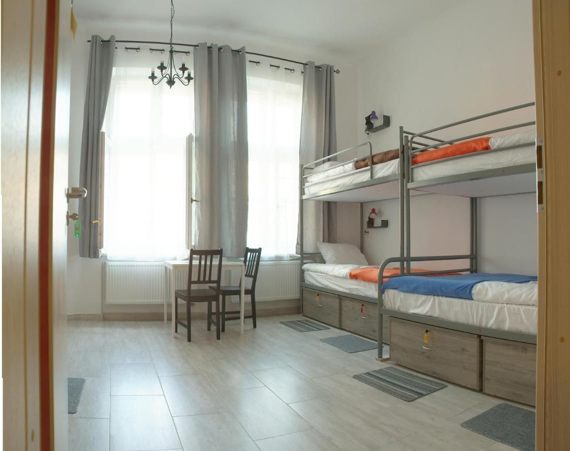 Хостелы Hostel Lwowska 11 Варшава